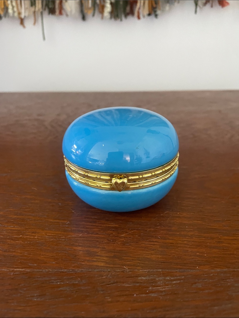 Blue Round Trinket Box with Gold Heart Accent- macaroon shape new